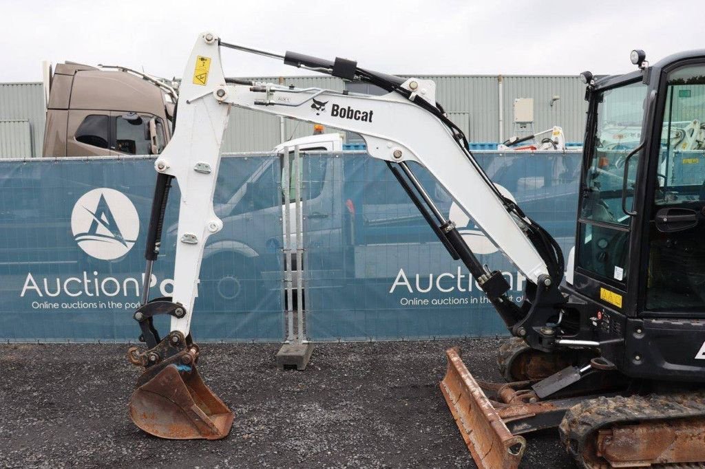 Minibagger typu Bobcat E35Z, Gebrauchtmaschine v Antwerpen (Obrázok 10)