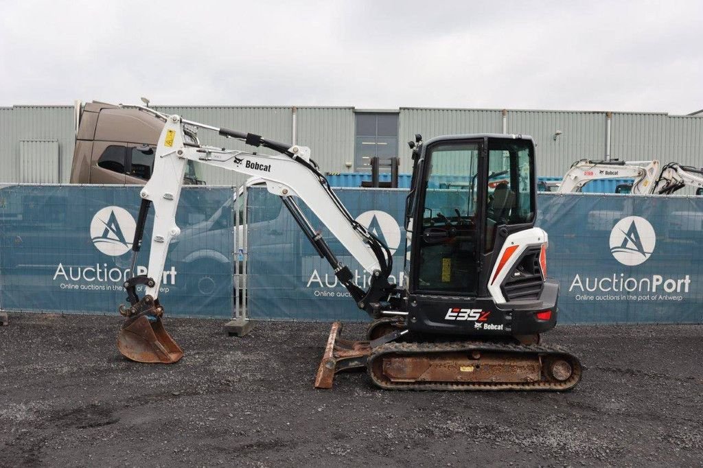 Minibagger typu Bobcat E35Z, Gebrauchtmaschine v Antwerpen (Obrázok 2)