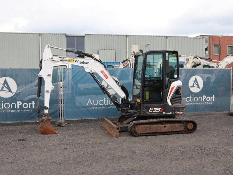 Minibagger du type Bobcat E35Z, Gebrauchtmaschine en Antwerpen (Photo 1)