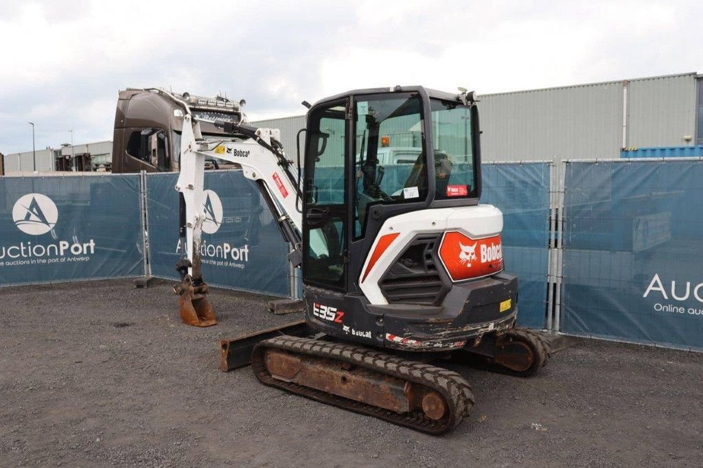 Minibagger типа Bobcat E35Z, Gebrauchtmaschine в Antwerpen (Фотография 3)