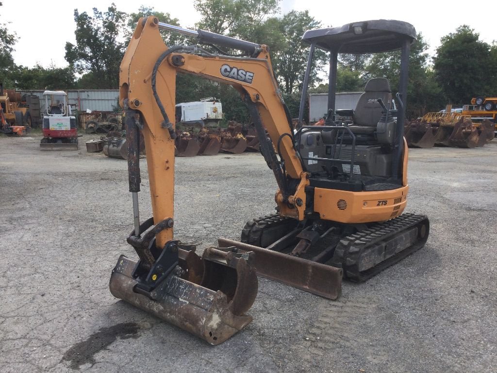 Minibagger za tip Case IH cx26b, Gebrauchtmaschine u L'ISLE JOURDAIN (Slika 1)