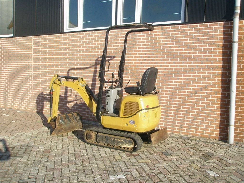 Minibagger typu Caterpillar 300.9, Gebrauchtmaschine v Barneveld (Obrázek 2)