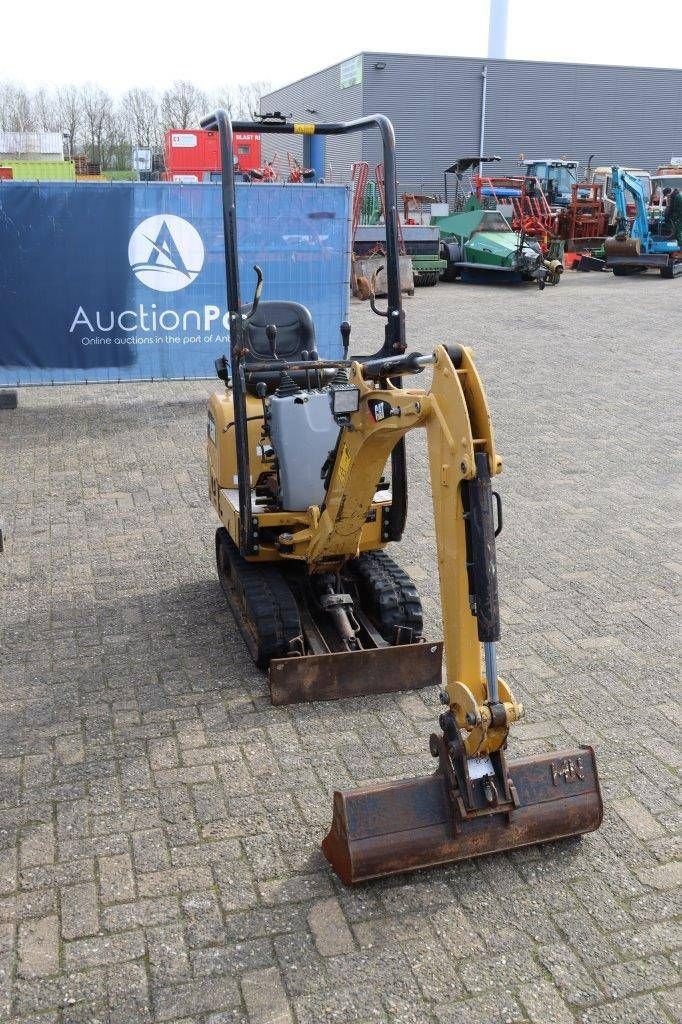 Minibagger tipa Caterpillar 300.9D, Gebrauchtmaschine u Antwerpen (Slika 7)