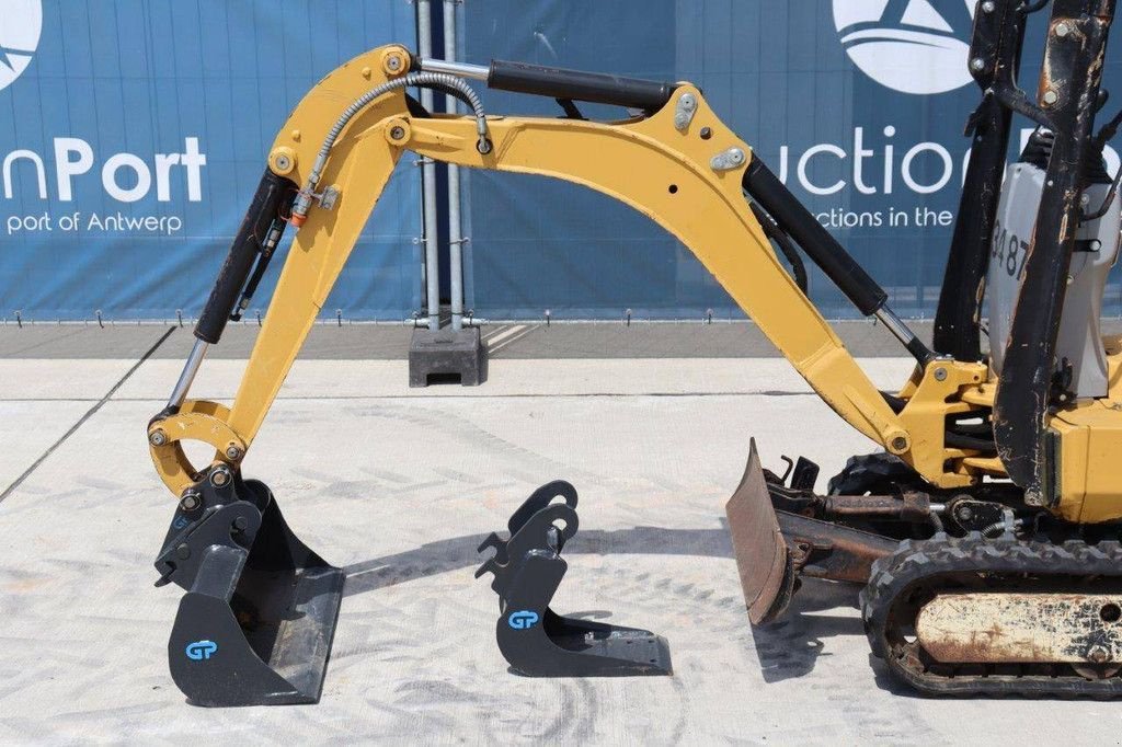 Minibagger tipa Caterpillar 300.9D, Gebrauchtmaschine u Antwerpen (Slika 11)