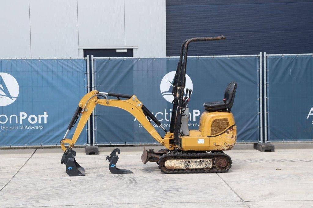 Minibagger Türe ait Caterpillar 300.9D, Gebrauchtmaschine içinde Antwerpen (resim 1)