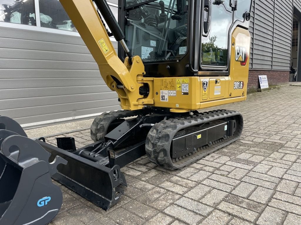 Minibagger van het type Caterpillar 301.6 minigraver 1925 kg NIEUW &euro;455 LEASE, Neumaschine in Neer (Foto 5)