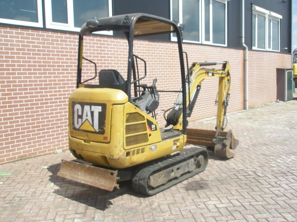 Minibagger Türe ait Caterpillar 301.7D, Gebrauchtmaschine içinde Barneveld (resim 3)