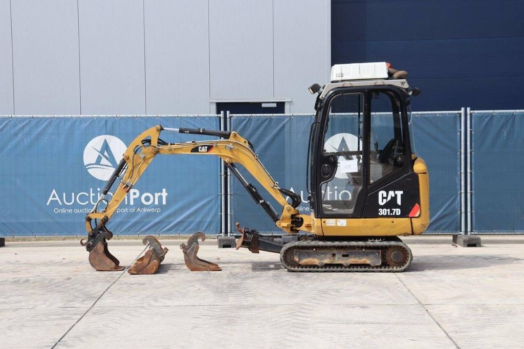 Minibagger Türe ait Caterpillar 301.7D, Gebrauchtmaschine içinde Antwerpen (resim 2)