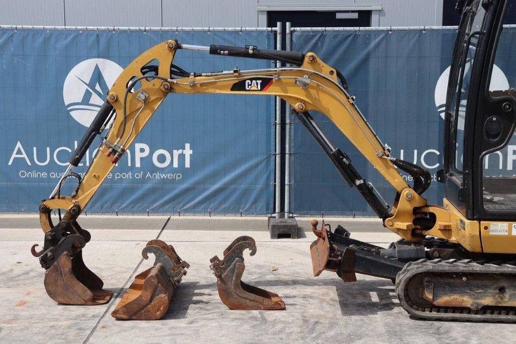 Minibagger Türe ait Caterpillar 301.7D, Gebrauchtmaschine içinde Antwerpen (resim 11)