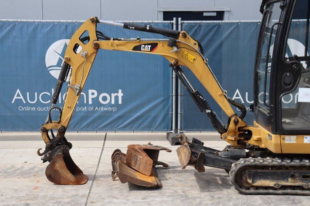 Minibagger du type Caterpillar 301.7D, Gebrauchtmaschine en Antwerpen (Photo 11)