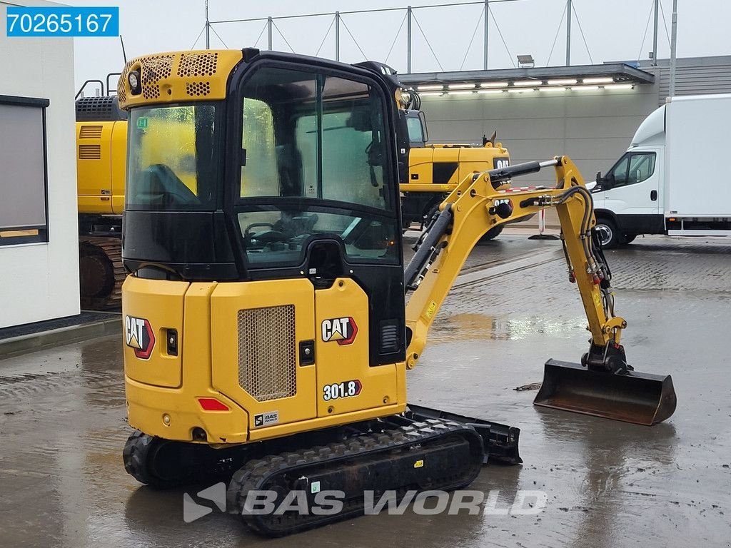 Minibagger des Typs Caterpillar 301.8 3 BUCKETS - DUTCH MACHINE, Gebrauchtmaschine in Veghel (Bild 9)