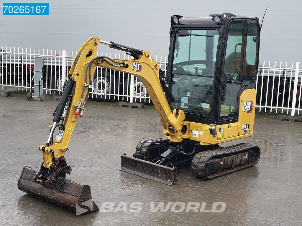 Minibagger des Typs Caterpillar 301.8 3 BUCKETS - DUTCH MACHINE, Gebrauchtmaschine in Veghel (Bild 5)