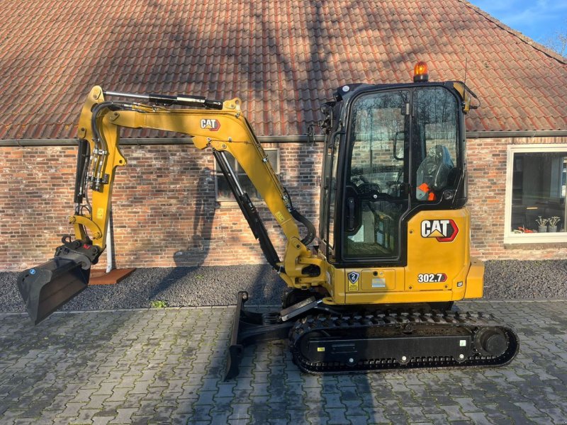 Minibagger of the type Caterpillar 302.7 CR, Neumaschine in Nijelamer (Picture 1)