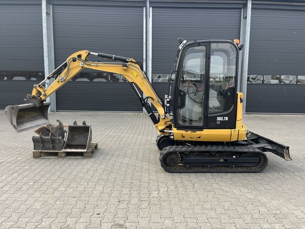 Minibagger des Typs Caterpillar 302.7, Gebrauchtmaschine in Hapert (Bild 1)