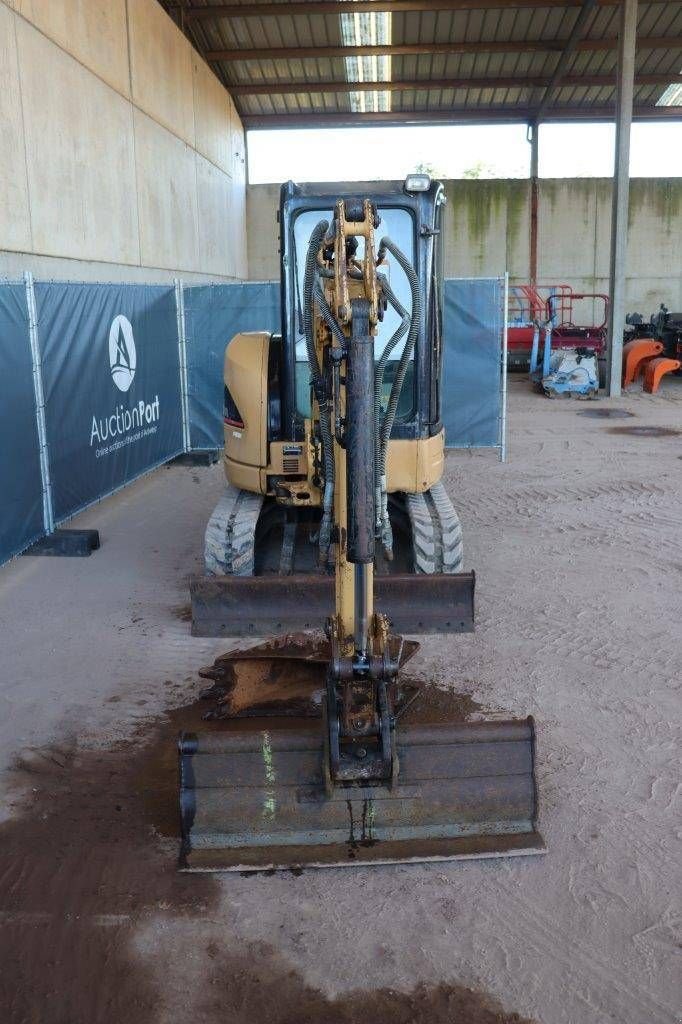 Minibagger typu Caterpillar 303C CR, Gebrauchtmaschine w Antwerpen (Zdjęcie 8)