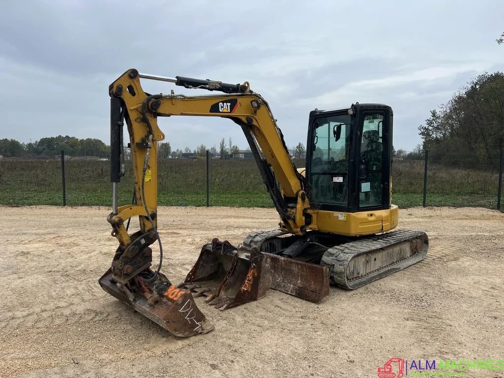 Minibagger des Typs Caterpillar 305E 2CR, Gebrauchtmaschine in LAARNE (Bild 1)