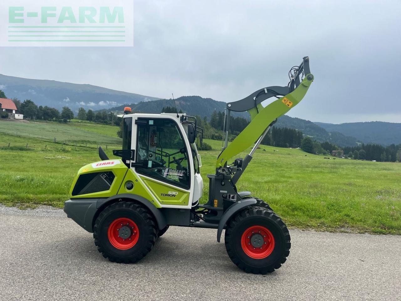 Minibagger des Typs CLAAS torion 530, Gebrauchtmaschine in MÜHLEN (Bild 4)