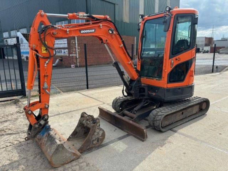 Minibagger typu Doosan DX 27 Z, Gebrauchtmaschine w MOL (Zdjęcie 1)