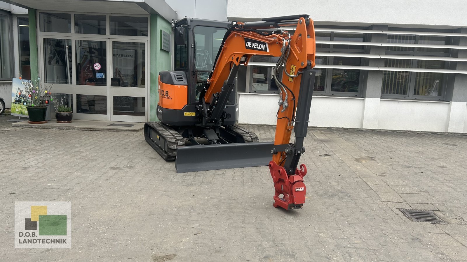 Minibagger du type Doosan DX 35Z-7, Gebrauchtmaschine en Regensburg (Photo 4)