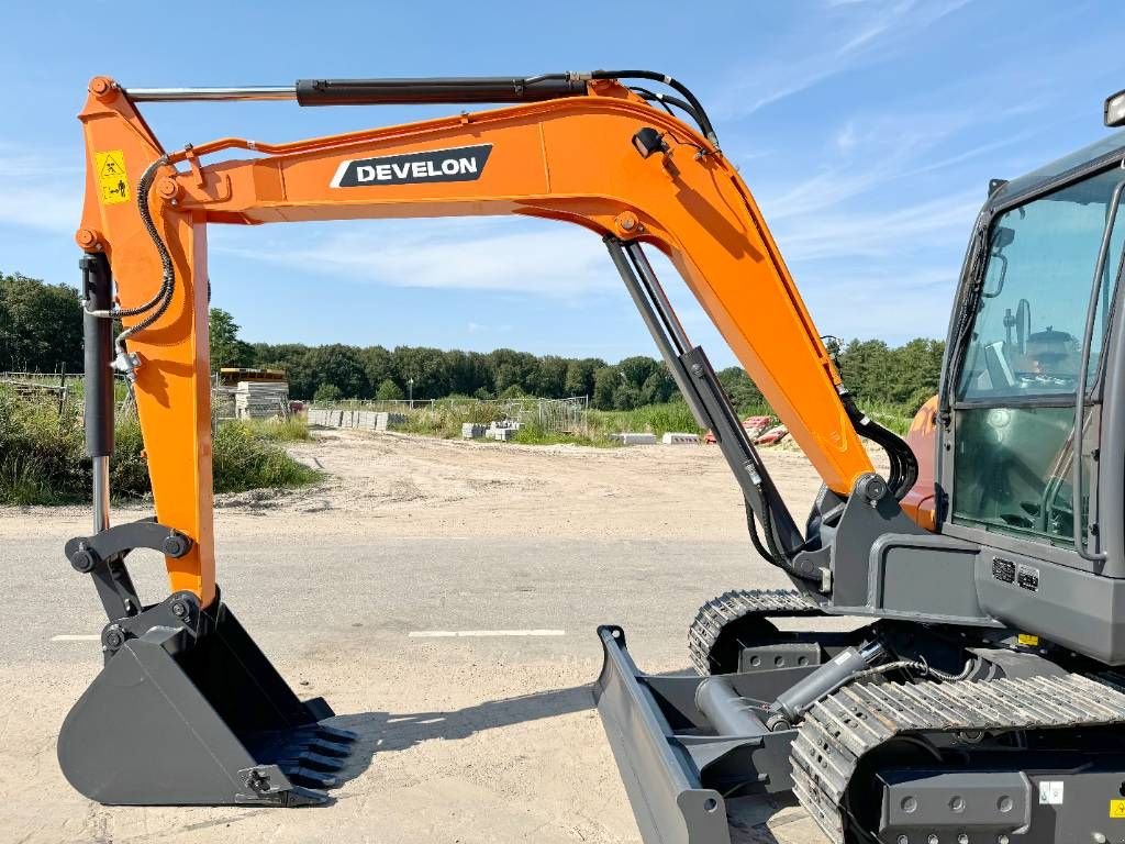 Minibagger of the type Doosan DX60E-10N - New / Unused / 2024 Model, Neumaschine in Veldhoven (Picture 10)