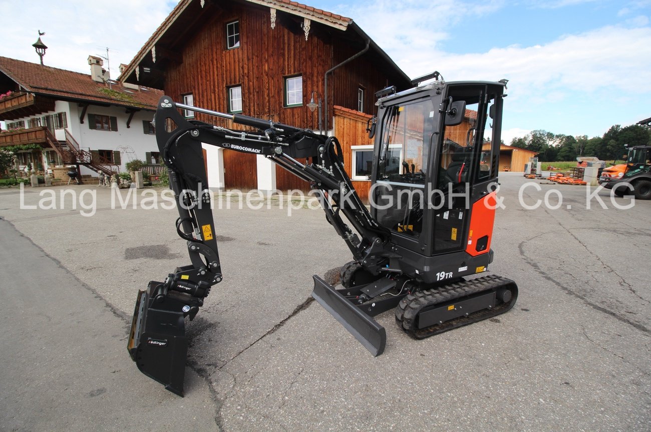 Minibagger tipa Eurocomach 19 TR, Neumaschine u Petting (Slika 2)