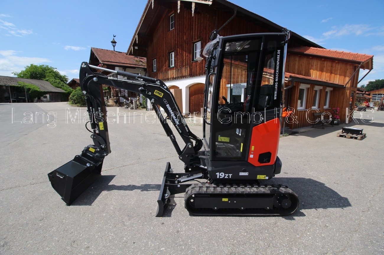 Minibagger des Typs Eurocomach 19 ZT inkl. Powertilt & Löffelset, Neumaschine in Petting (Bild 2)