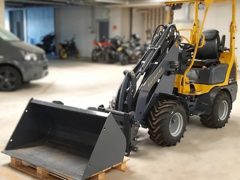 Minibagger typu Eurotrac W11, Gebrauchtmaschine w Groningen (Zdjęcie 1)