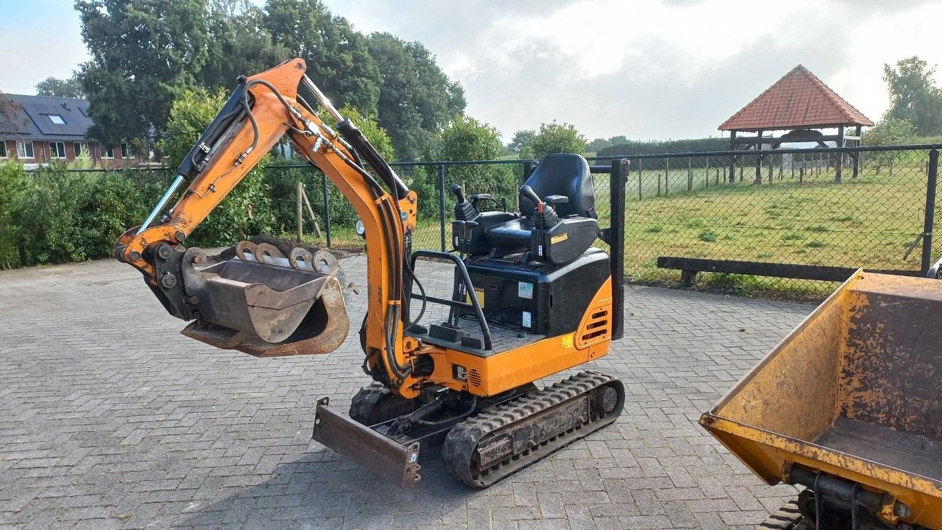 Minibagger des Typs Hanix H09D, Gebrauchtmaschine in Garderen (Bild 1)