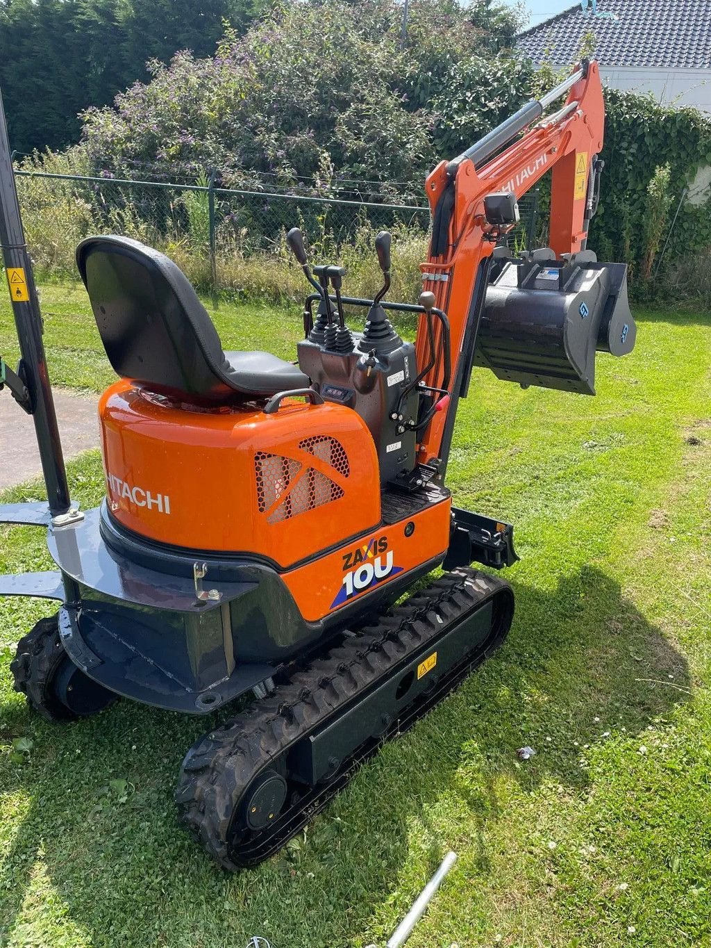 Minibagger Türe ait Hitachi 10U graafmachine NIEUW! Met 3 GP grondbakken CW00, Gebrauchtmaschine içinde Kwintsheul (resim 8)