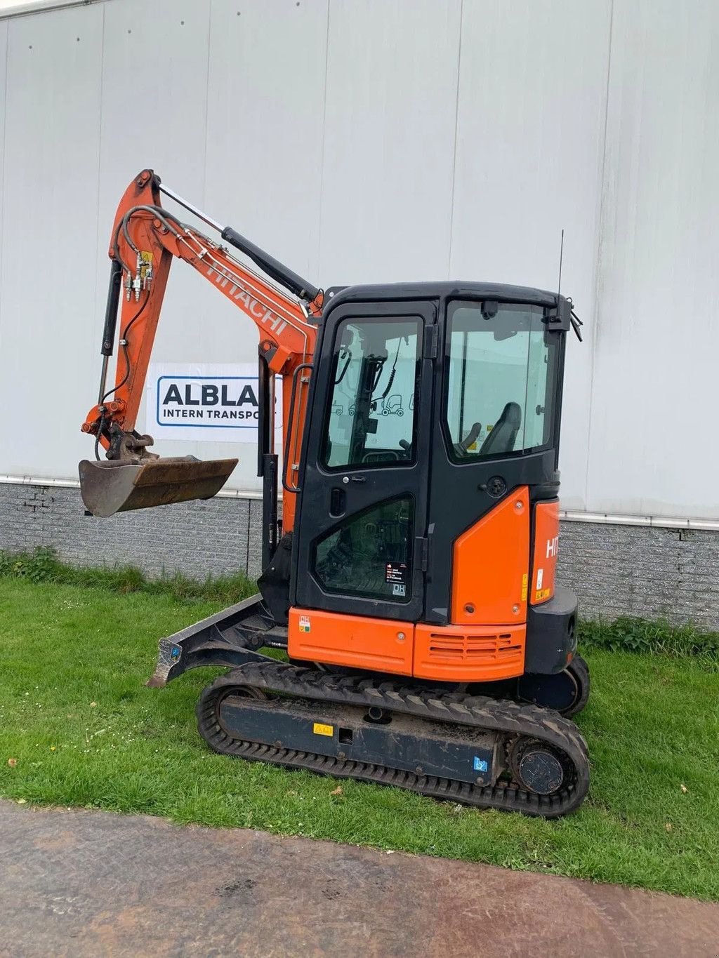 Minibagger des Typs Hitachi 26U graafmachine cabine 2016, Gebrauchtmaschine in Kwintsheul (Bild 3)