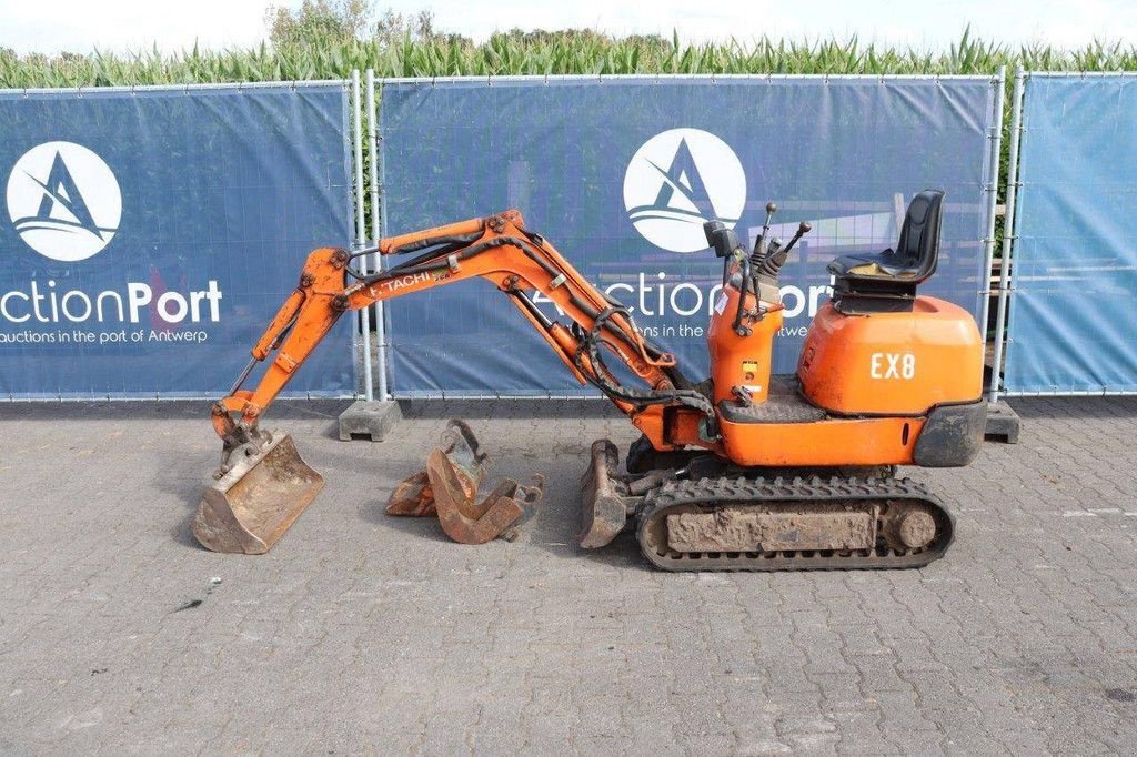 Minibagger du type Hitachi EX08-2, Gebrauchtmaschine en Antwerpen (Photo 2)