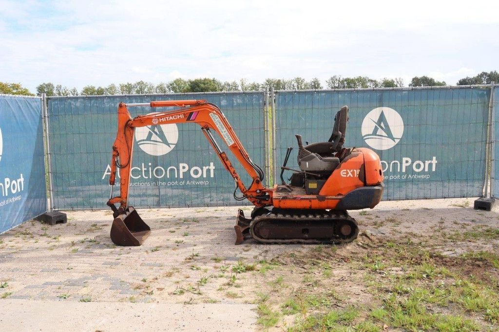 Minibagger des Typs Hitachi EX17, Gebrauchtmaschine in Antwerpen (Bild 2)