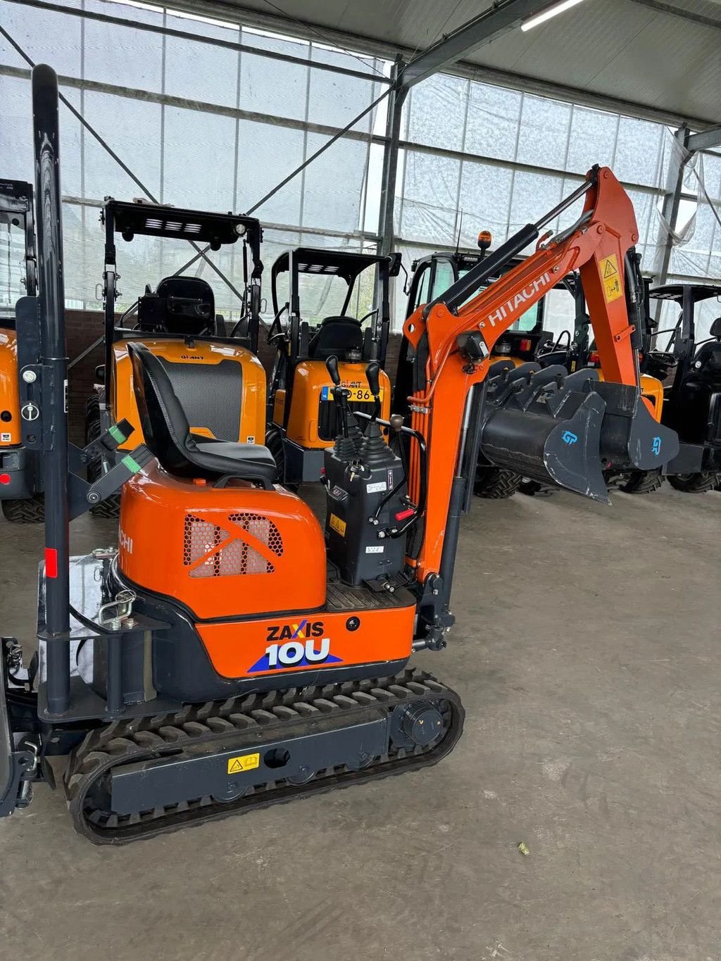 Minibagger a típus Hitachi Zaxis 10U CW00 met 3 grondbakken, Gebrauchtmaschine ekkor: Kwintsheul (Kép 2)