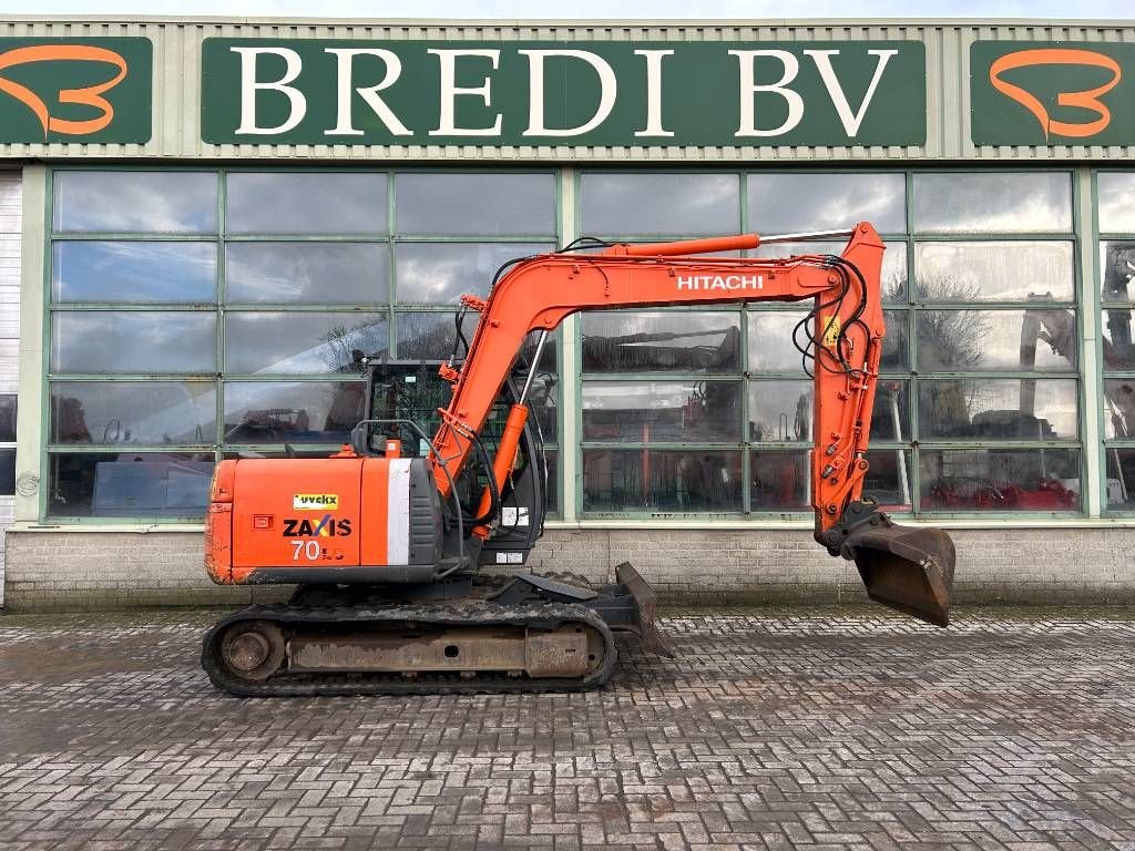 Minibagger del tipo Hitachi ZX 70 LC-3, Gebrauchtmaschine In Roosendaal (Immagine 2)