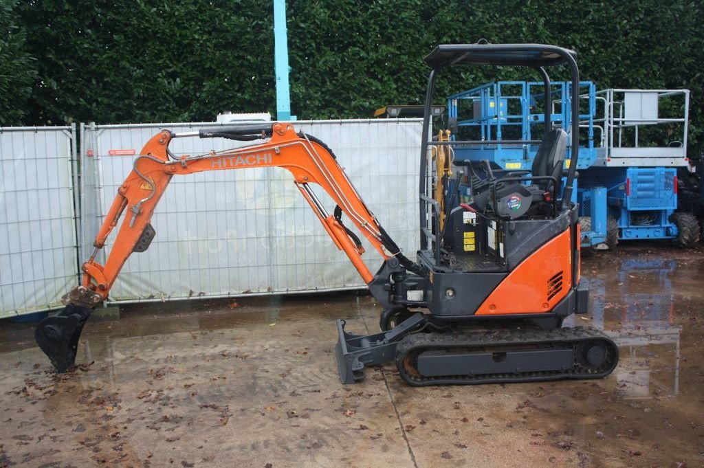 Minibagger del tipo Hitachi ZX17U-2, Gebrauchtmaschine en Antwerpen (Imagen 1)