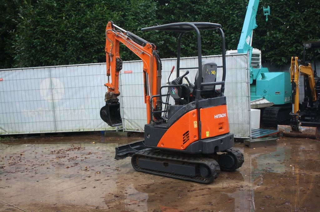 Minibagger del tipo Hitachi ZX17U-2, Gebrauchtmaschine en Antwerpen (Imagen 3)