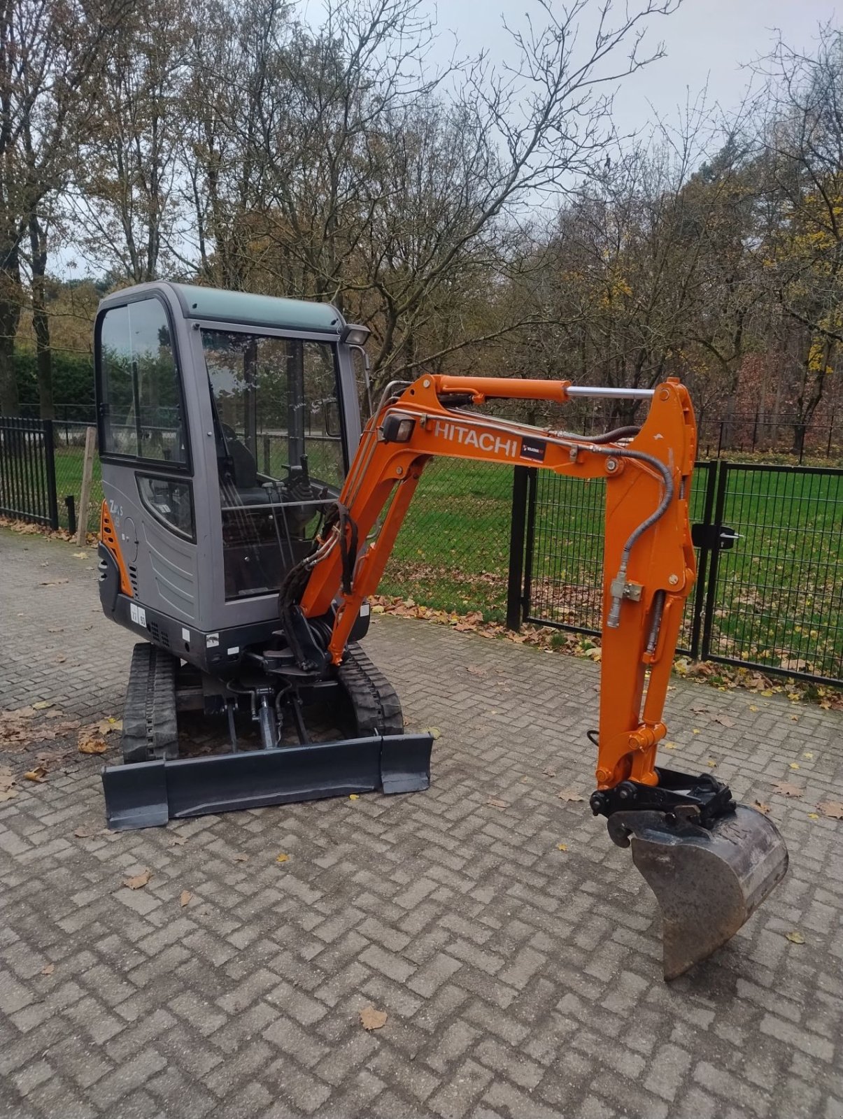 Minibagger от тип Hitachi Zx18-3, Gebrauchtmaschine в Veldhoven (Снимка 3)