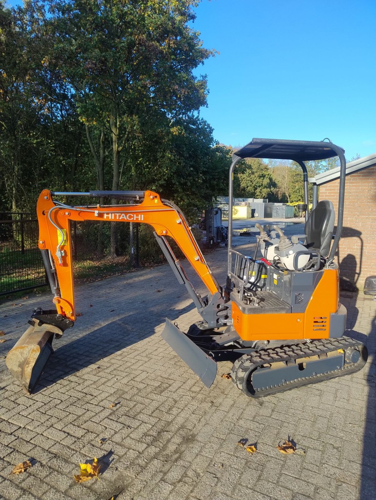 Minibagger типа Hitachi Zx19u-5, Gebrauchtmaschine в Veldhoven (Фотография 2)