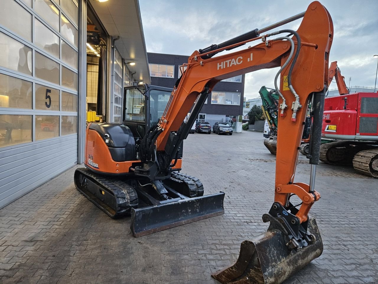 Minibagger типа Hitachi ZX65USB-6, Gebrauchtmaschine в Veldhoven (Фотография 4)