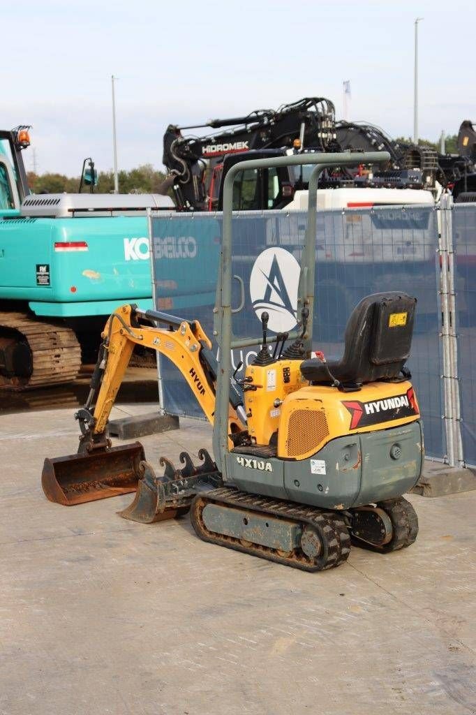 Minibagger des Typs Hyundai HX10A, Gebrauchtmaschine in Antwerpen (Bild 4)