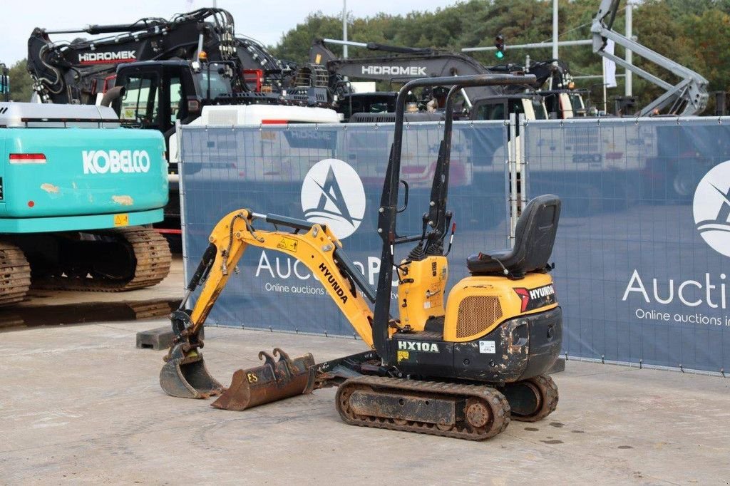 Minibagger des Typs Hyundai HX10A, Gebrauchtmaschine in Antwerpen (Bild 3)