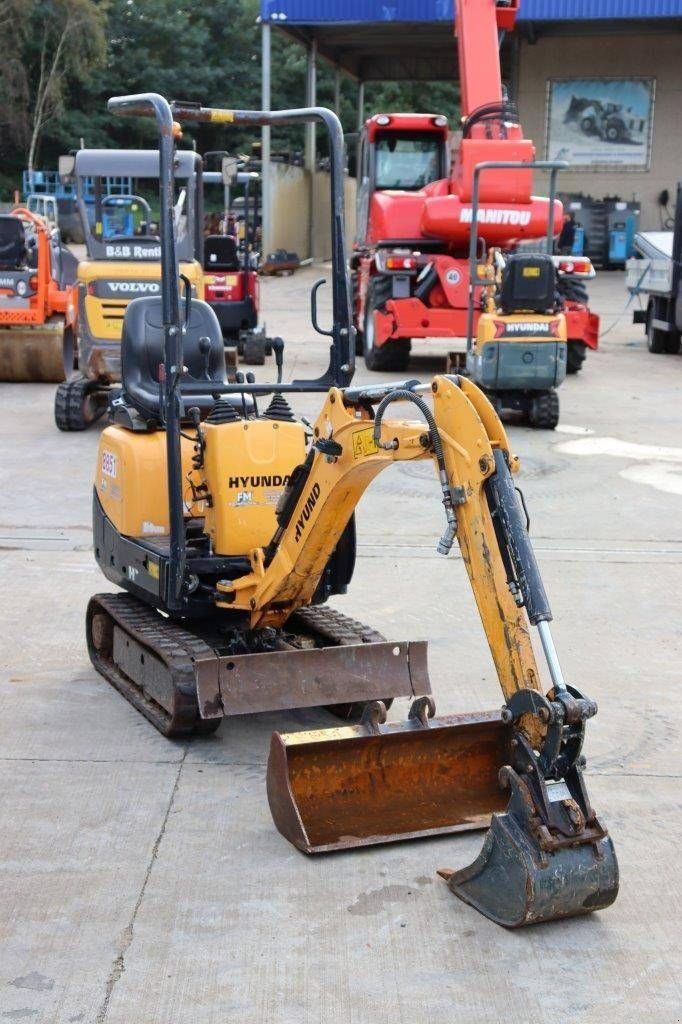 Minibagger del tipo Hyundai HX10A, Gebrauchtmaschine In Antwerpen (Immagine 8)