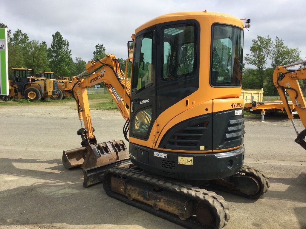 Minibagger des Typs Hyundai R25 Z9AK, Gebrauchtmaschine in L'ISLE JOURDAIN (Bild 3)