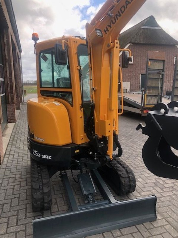 Minibagger del tipo Hyundai R25Z-9ak, Neumaschine en Wijster (Imagen 3)