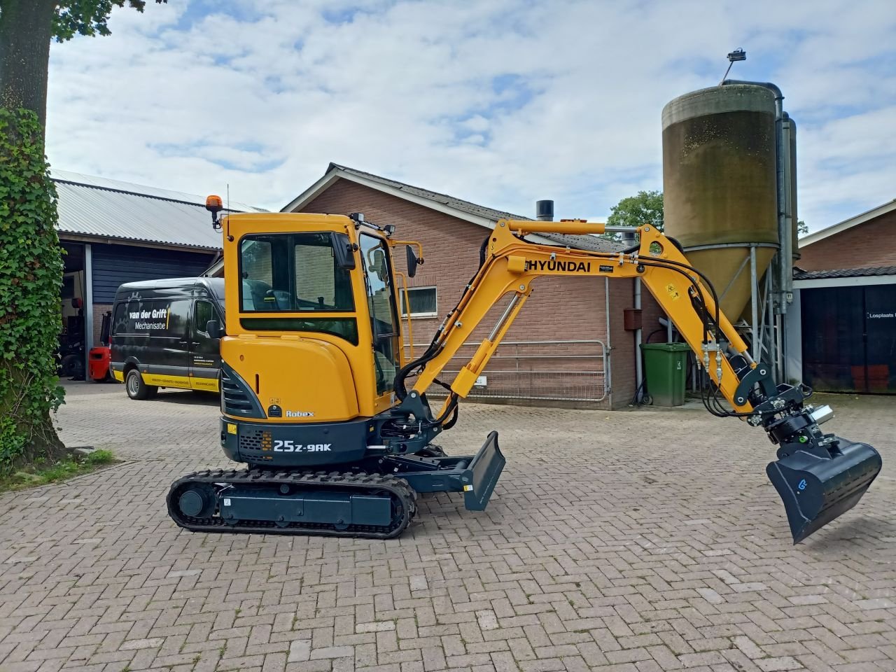 Minibagger del tipo Hyundai R25Z-9AK, Gebrauchtmaschine en Lunteren (Imagen 1)