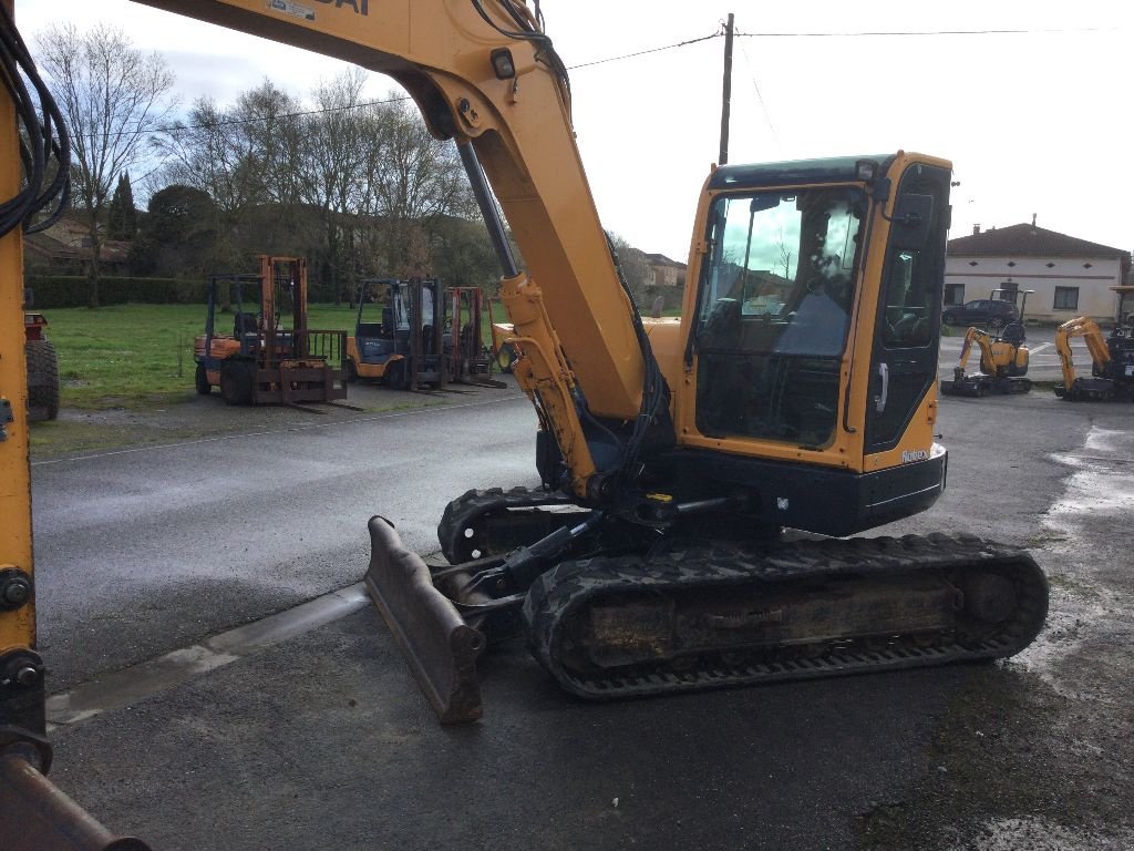 Minibagger van het type Hyundai R80CR9A, Gebrauchtmaschine in L'ISLE JOURDAIN (Foto 2)