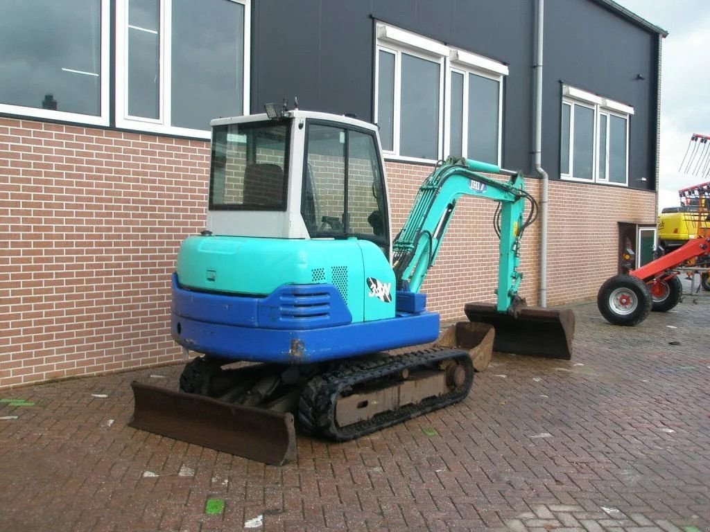 Minibagger typu IHI 35N, Gebrauchtmaschine w Barneveld (Zdjęcie 4)