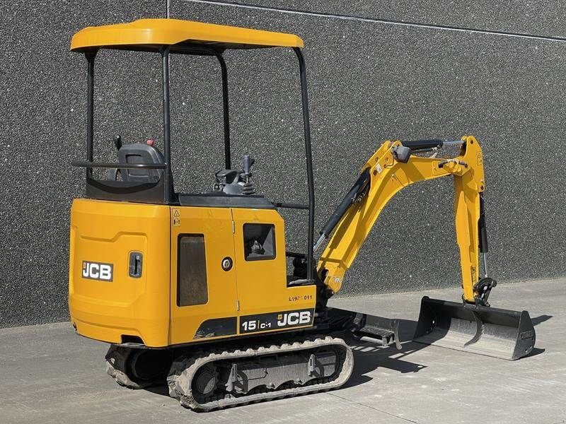 Minibagger des Typs JCB 15 C - 1, Gebrauchtmaschine in Waregem (Bild 2)