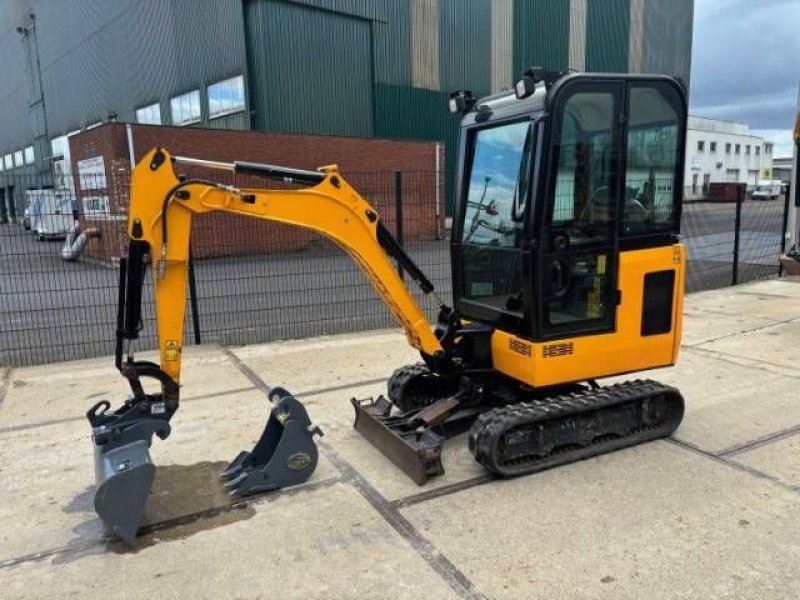 Minibagger du type JCB 16 C, Gebrauchtmaschine en MOL