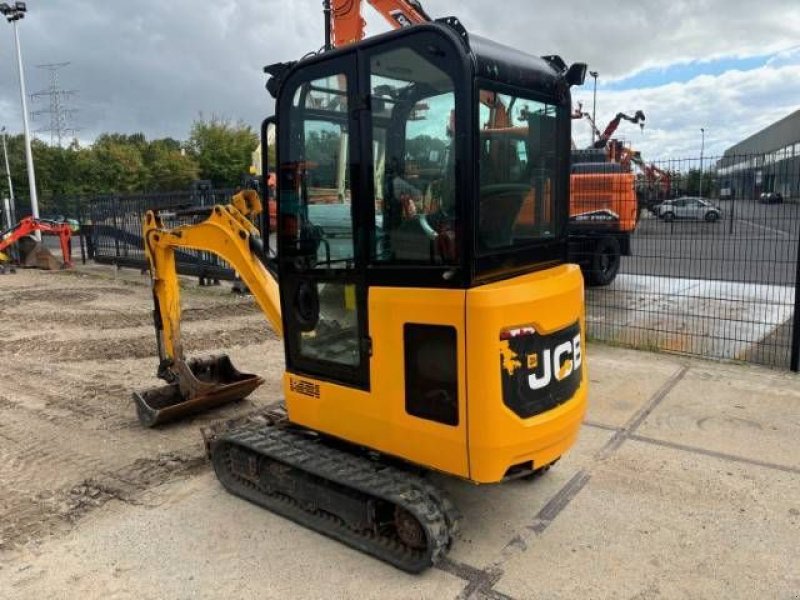 Minibagger van het type JCB 16 C, Gebrauchtmaschine in MOL (Foto 2)